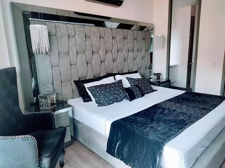 Class Suites Nirvana Medellin
