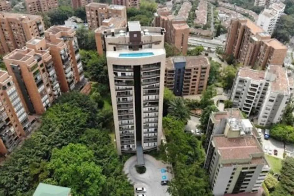 Class Suites Nirvana Medellin 0*,  Colombia